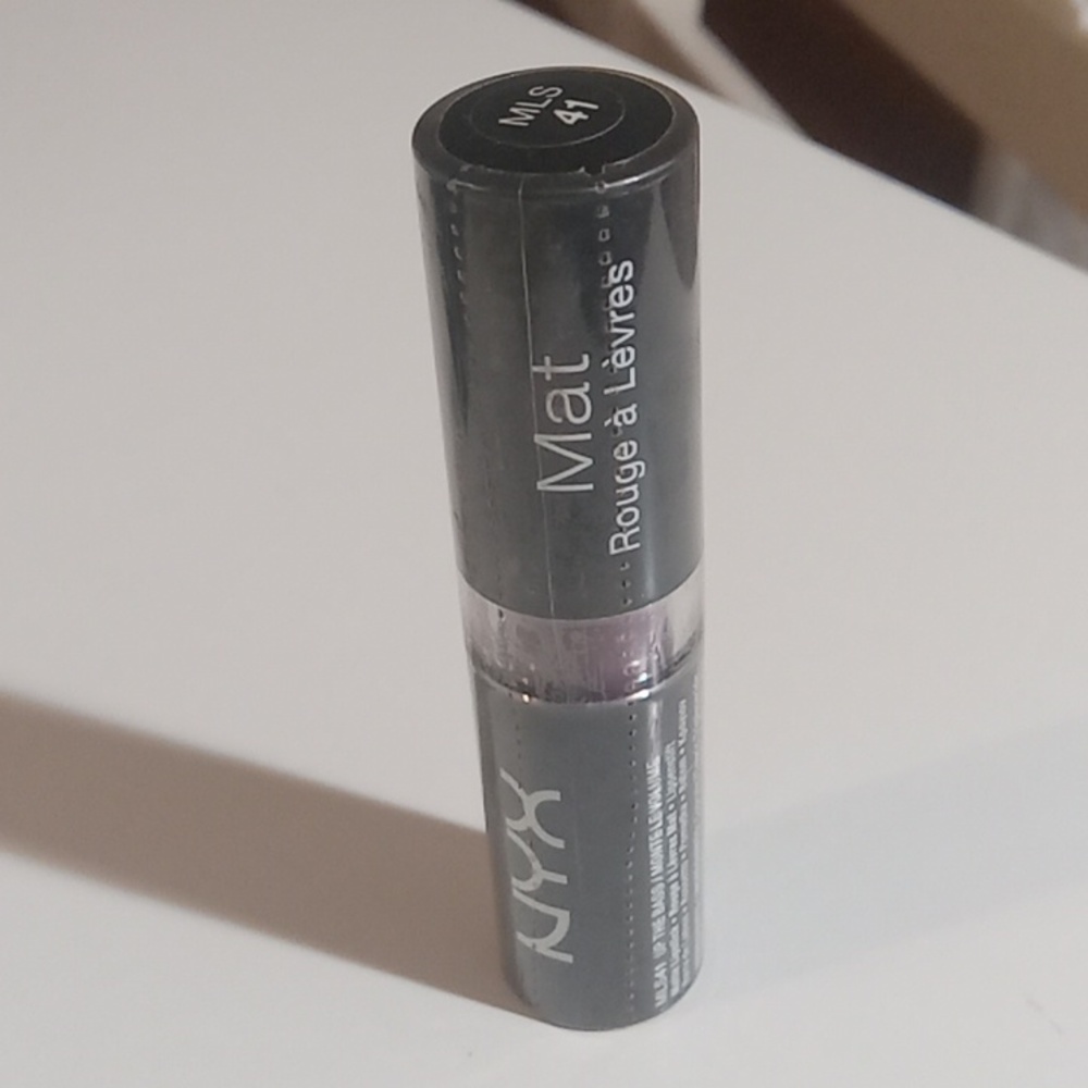 NYX - Up The Bass - MLS 41 Lipstick